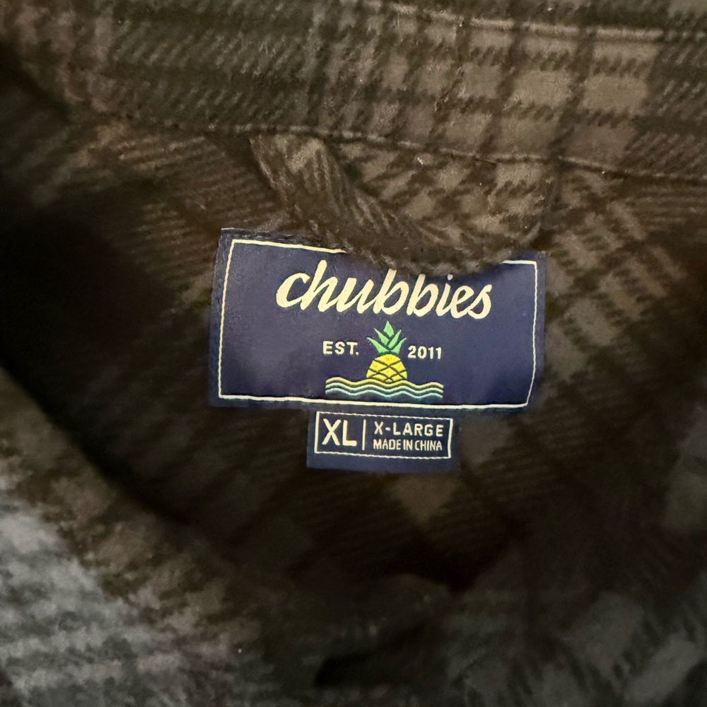 chubbies Men's XL Black Plaid and Blue Plaid Button-Down Shirt Pair (2 Shirts) - Picture 6 of 7